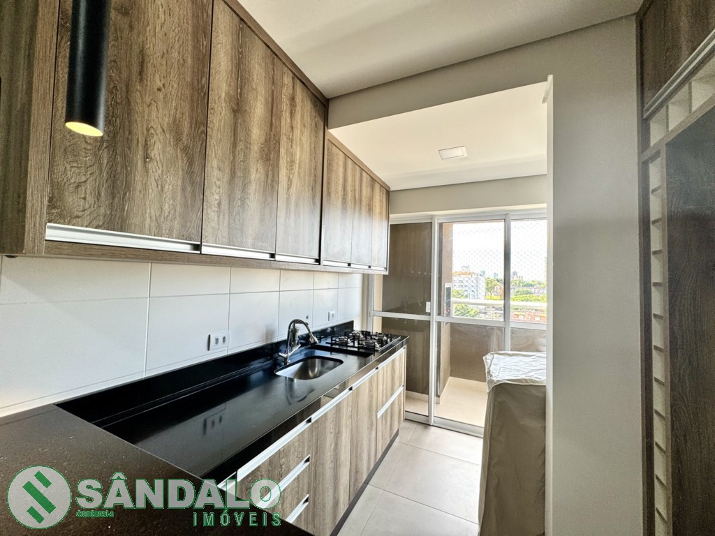 Apartamento para locacao no Jardim Cerro Azul em Maringa com 0m² por R$ 2.750,00