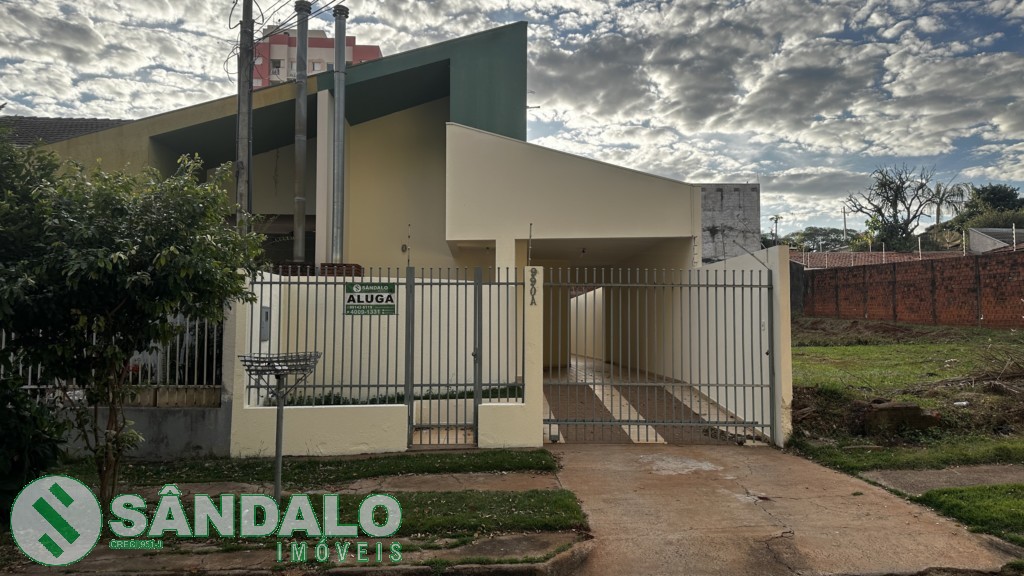 Casa para locacao no Vila Marumby em Maringa com 237,02m² por R$ 2.200,00