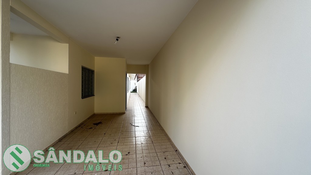 Casa para locacao no Vila Marumby em Maringa com 237,02m² por R$ 2.200,00