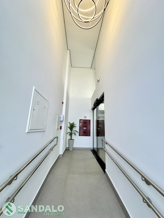 Apartamento para locacao no Parque Industrial em Maringa com 0m² por R$ 2.090,00