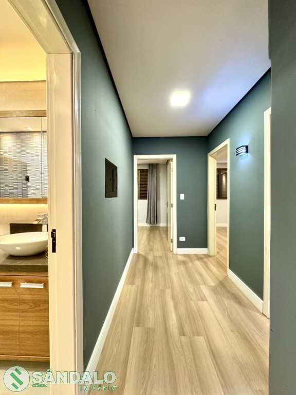 Apartamento para locacao no Zona 04 em Maringa com 0m² por R$ 3.360,00