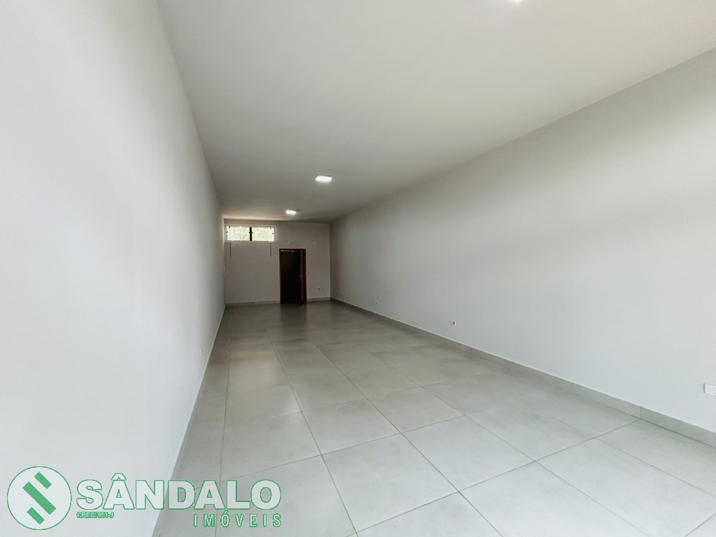 Sala Comercial para locacao no Distrito de Iguatemi (iguatemi) em Maringa com 0m² por R$ 1.320,00