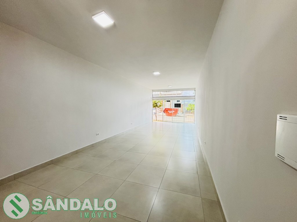 Sala Comercial para locacao no Distrito de Iguatemi (iguatemi) em Maringa com 0m² por R$ 1.320,00
