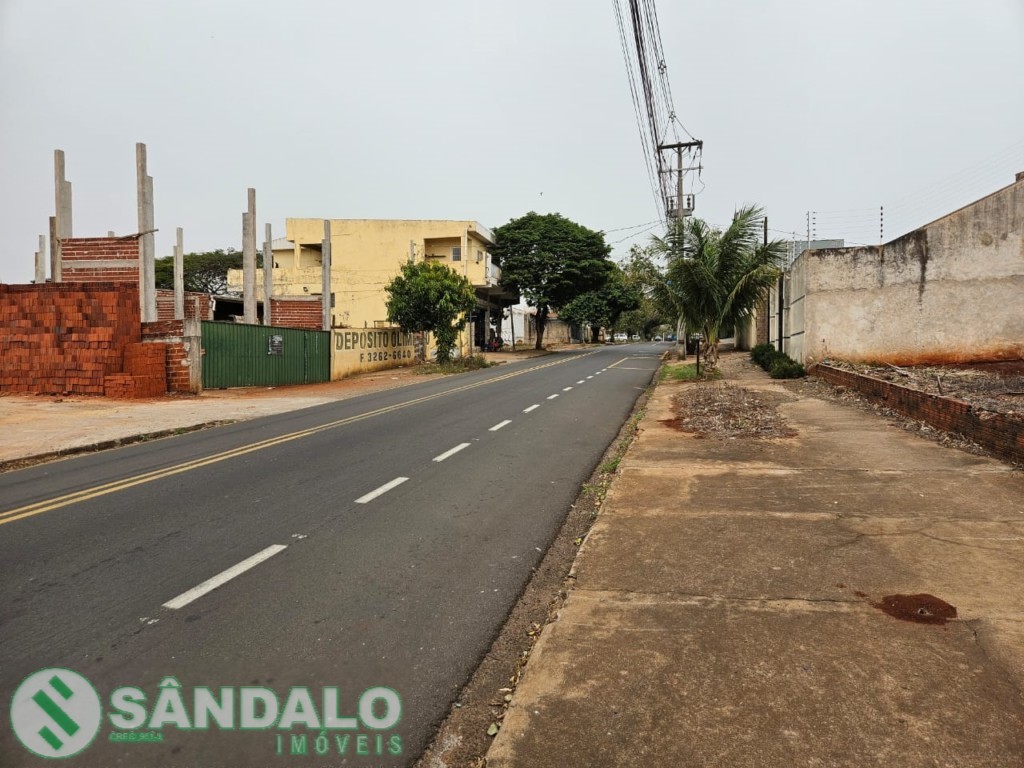 Terreno para venda no Jardim Olimpico em Maringa com 324m² por R$ 300.000,00