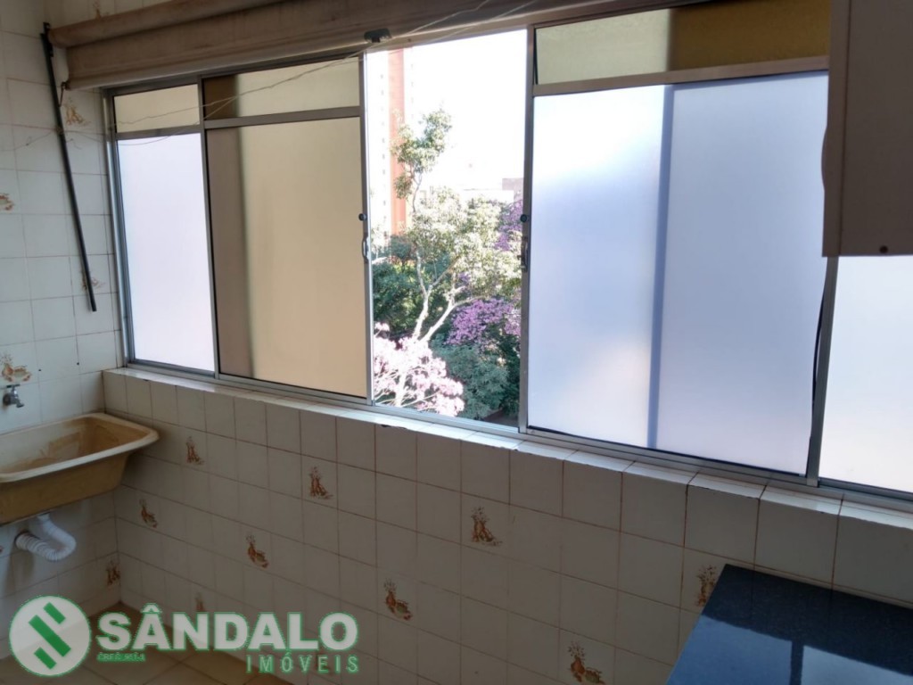 Apartamento para venda no Zona 07 em Maringa com 90,47m² por R$ 182.000,00