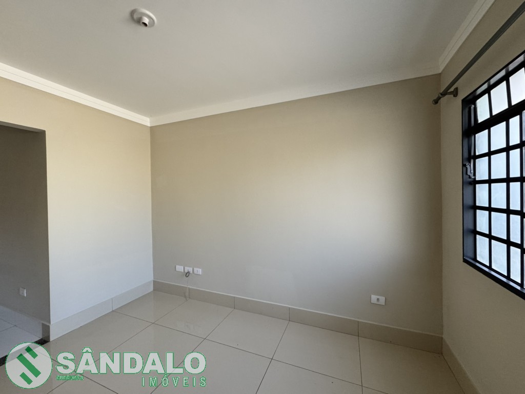 Casa para locacao no Jardim Paris III em Maringa com 360m² por R$ 2.750,00