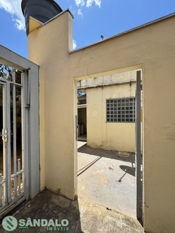 Casa para locacao no Vila Morangueira em Maringa com 35m² por R$ 990,00