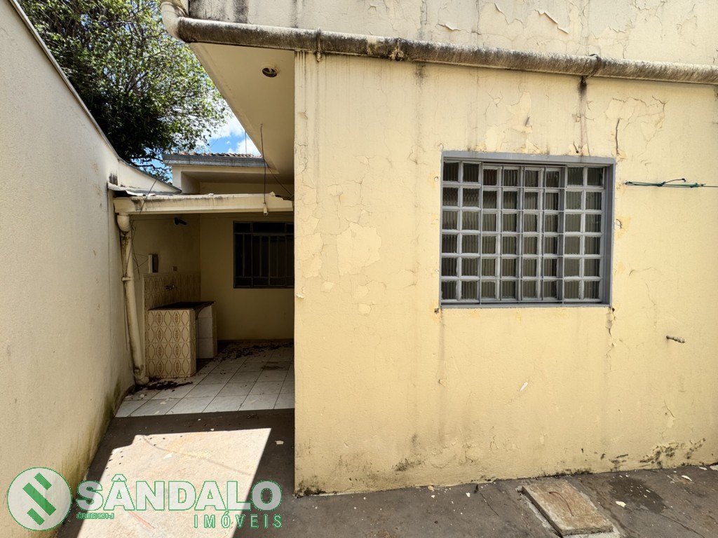 Casa para locacao no Vila Morangueira em Maringa com 35m² por R$ 990,00