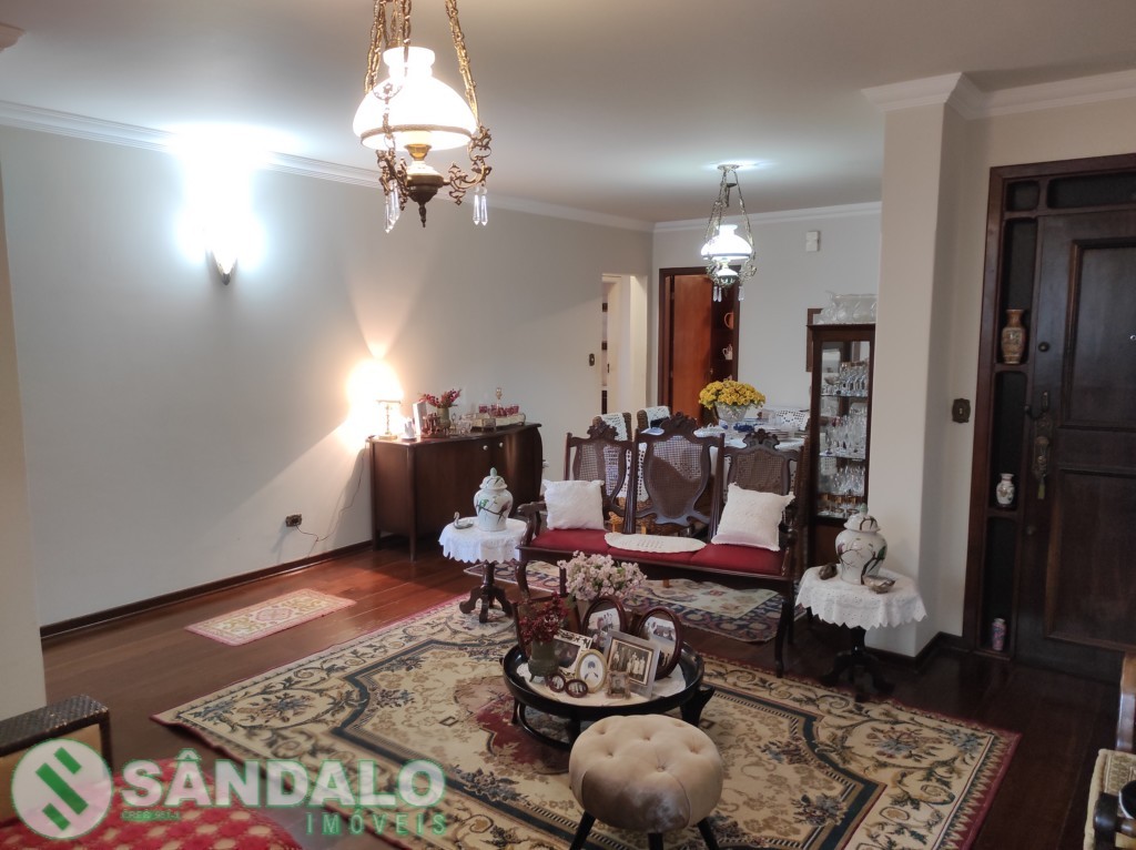 Apartamento para venda no Zona 01 em Maringa com 212,48m² por R$ 595.000,00