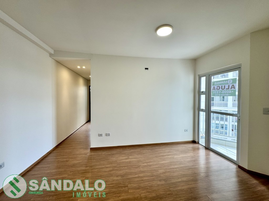 Apartamento para locacao no Jardim Santa Rosa em Maringa com 84m² por R$ 2.310,00