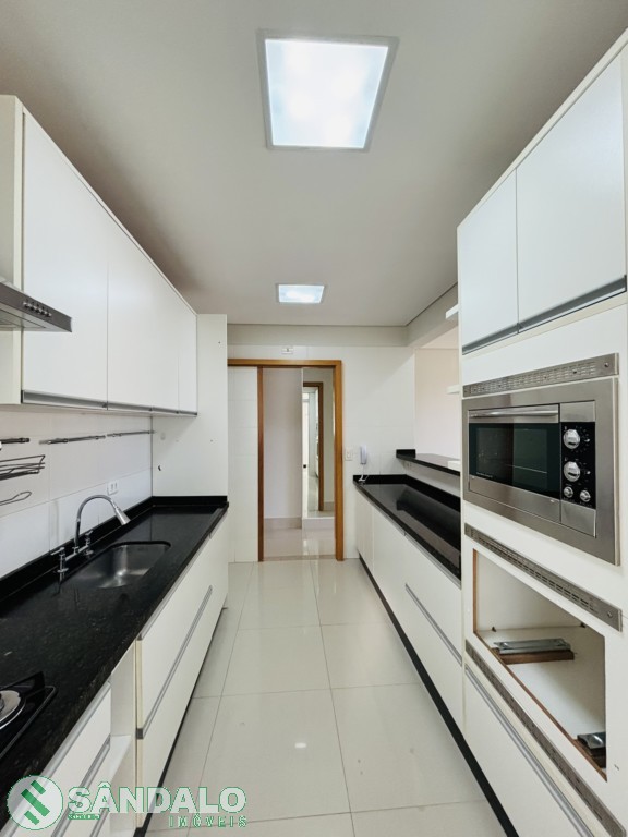 Apartamento para locacao no Vila Bosque em Maringa com 144,65m² por R$ 4.070,00
