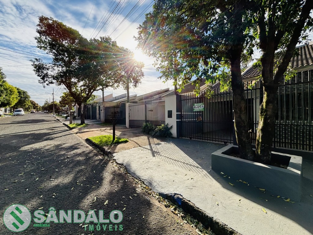 Casa para locacao no Jardim Monte Rei em Maringa com 150m² por R$ 3.080,00