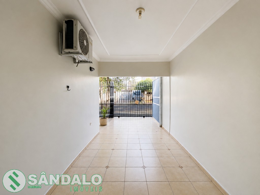 Casa para locacao no Jardim Monte Rei em Maringa com 150m² por R$ 3.080,00
