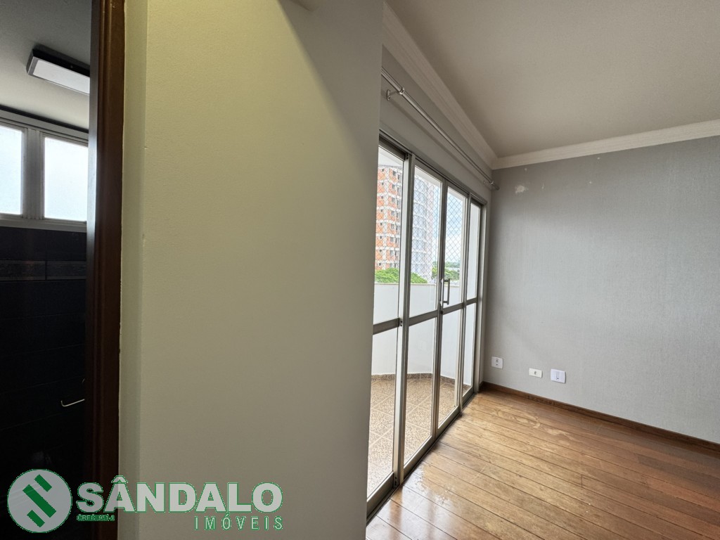 Apartamento para locacao no Zona 03 em Maringa com 168,52m² por R$ 3.080,00
