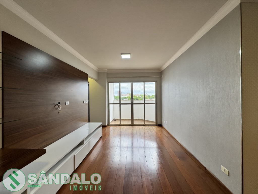 Apartamento para locacao no Zona 03 em Maringa com 168,52m² por R$ 3.080,00