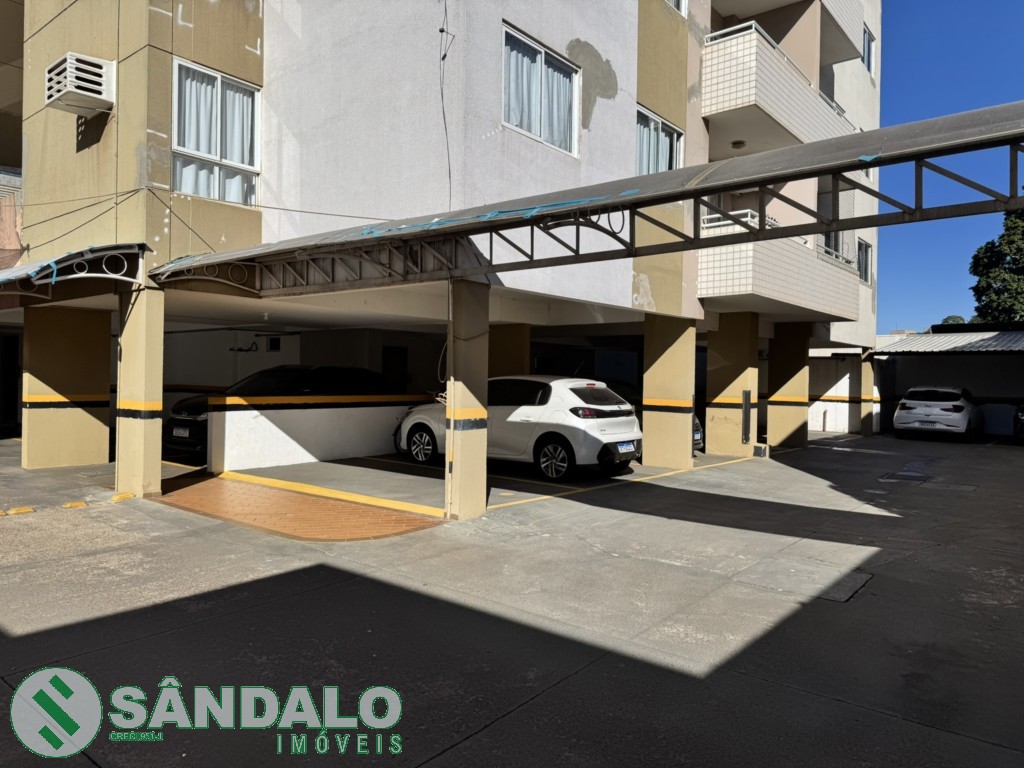 Apartamento para locacao no Zona 07 em Maringa com 0m² por R$ 2.750,00