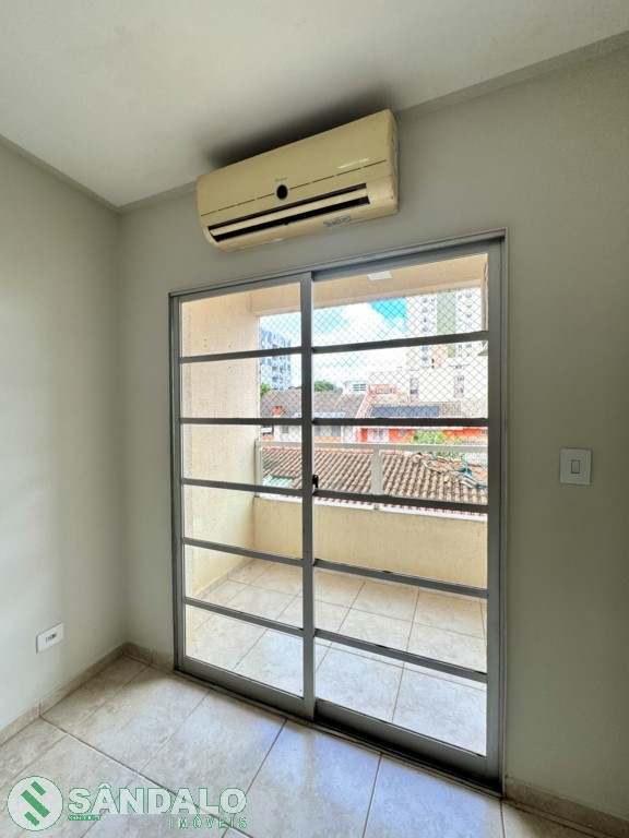 Apartamento para locacao no Vila Santo Antonio em Maringa com 75,5m² por R$ 1.650,00