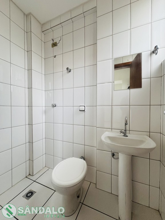 Sala Comercial para locacao no Zona 01 em Maringa com 0m² por R$ 1.320,00