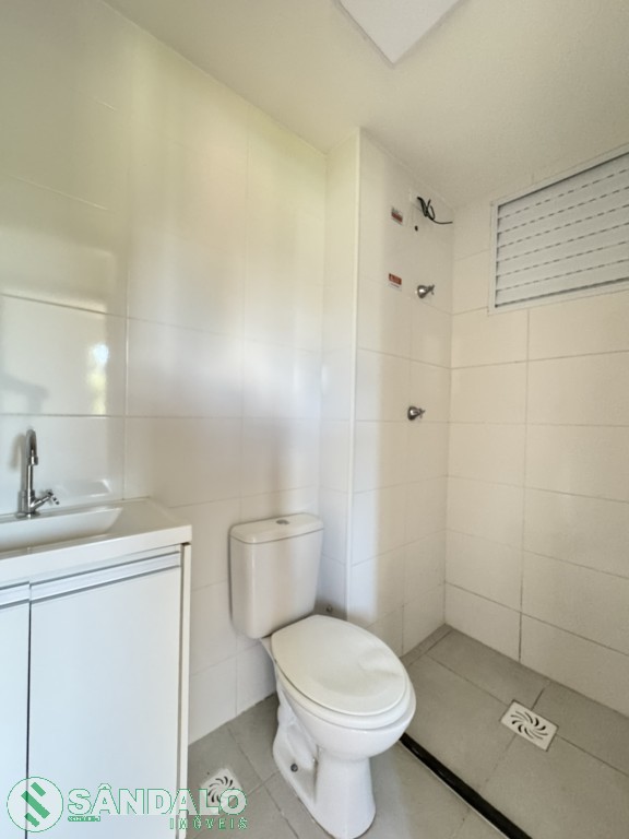 Apartamento para locacao no Jardim Alvorada em Maringa com 0m² por R$ 1.320,00