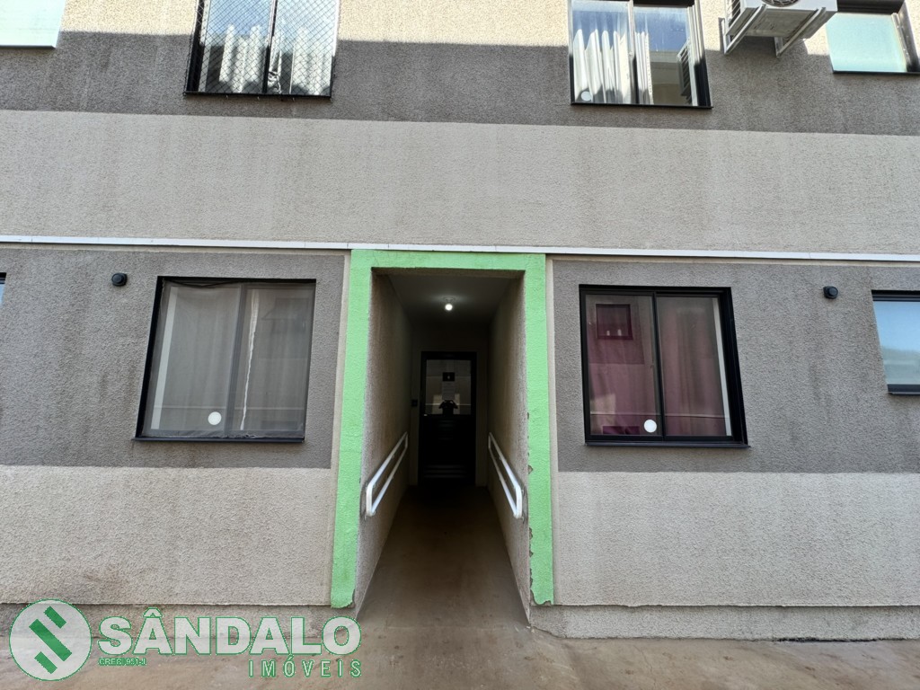 Apartamento para locacao no Conjunto Residencial Cidade Alta em Maringa com 0m² por R$ 935,00