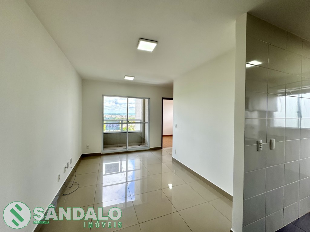 Apartamento para locacao no Parque Residencial Cidade Nova em Maringa com 81,88m² por R$ 1.705,00