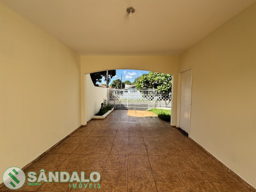 Casa para locacao no Conjunto Joao de Barro Porto Seguro em Maringa com 300m² por R$ 2.145,00