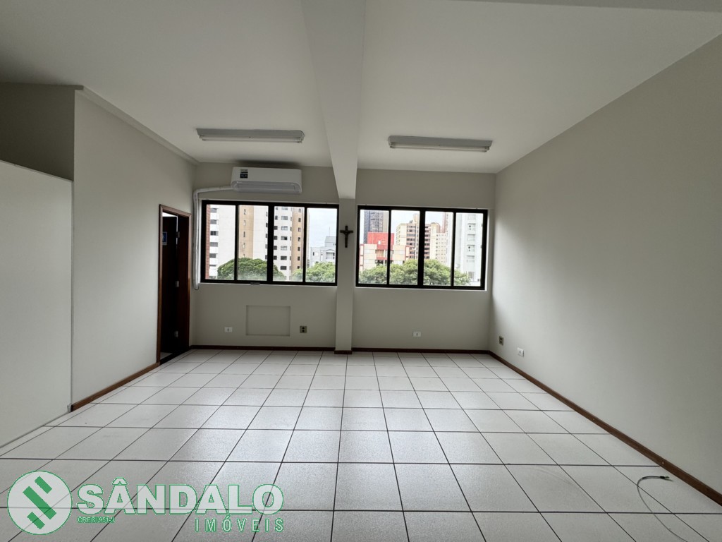 Sala Comercial para locacao no Zona 01 em Maringa com 0m² por R$ 1.320,00