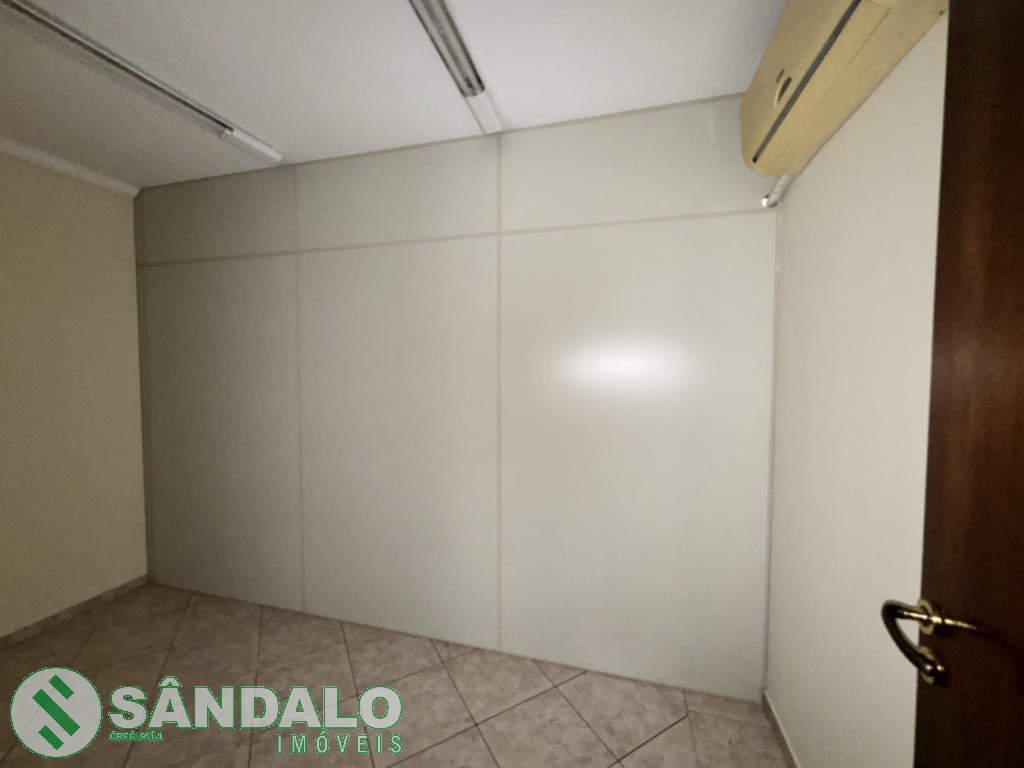 Sala Comercial para locacao no Zona 01 em Maringa com 0m² por R$ 1.320,00
