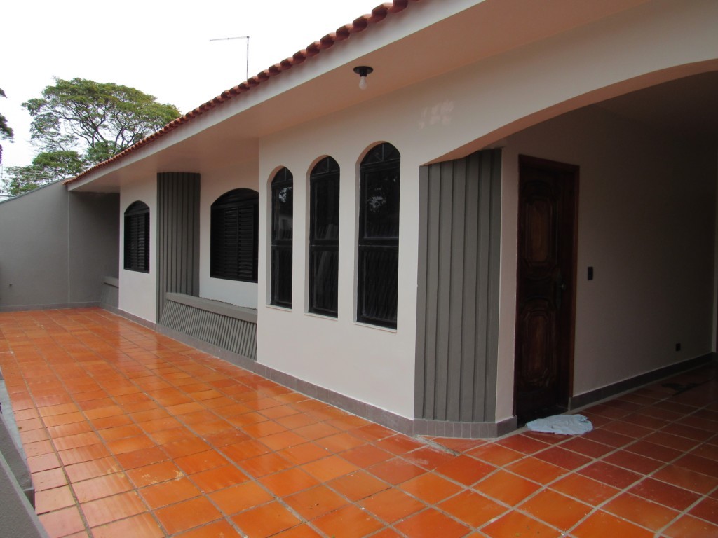Casa para locacao no Vila Morangueira em Maringa com 262,5m² por R$ 2.750,00