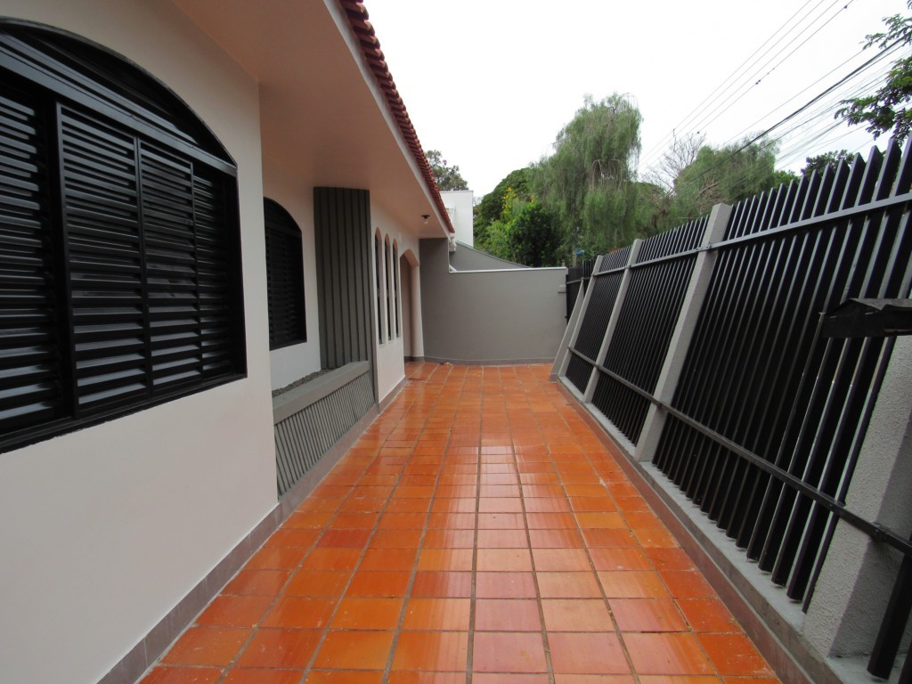 Casa para locacao no Vila Morangueira em Maringa com 262,5m² por R$ 2.750,00
