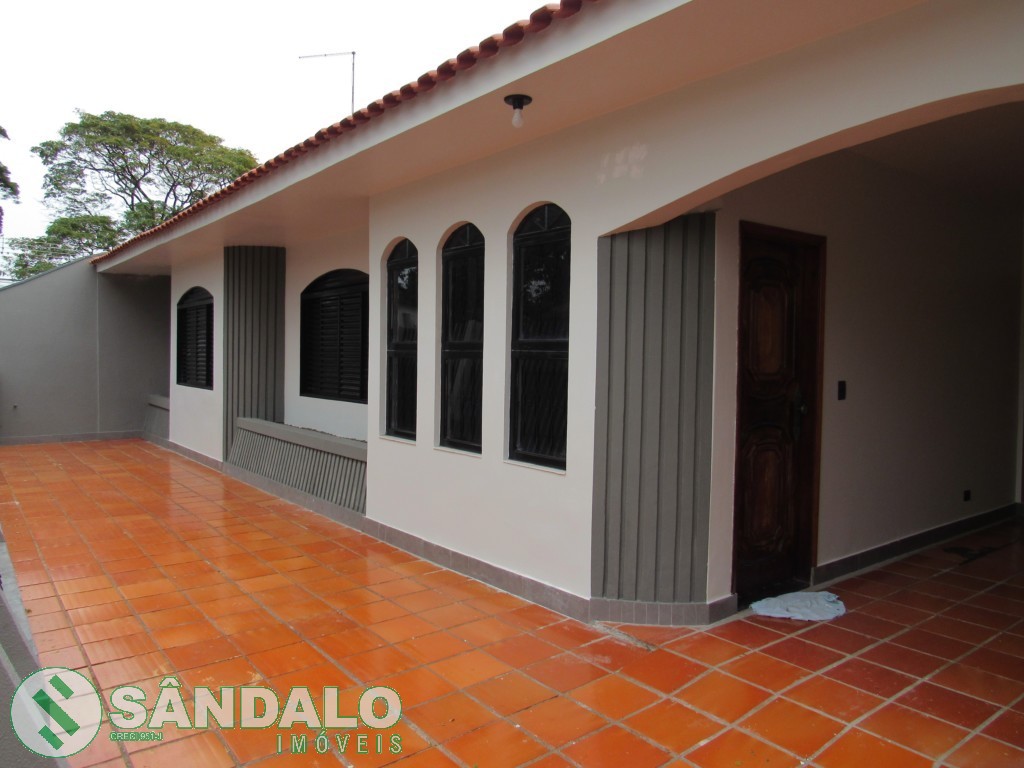 Casa para locacao no Vila Morangueira em Maringa com 262,5m² por R$ 2.750,00