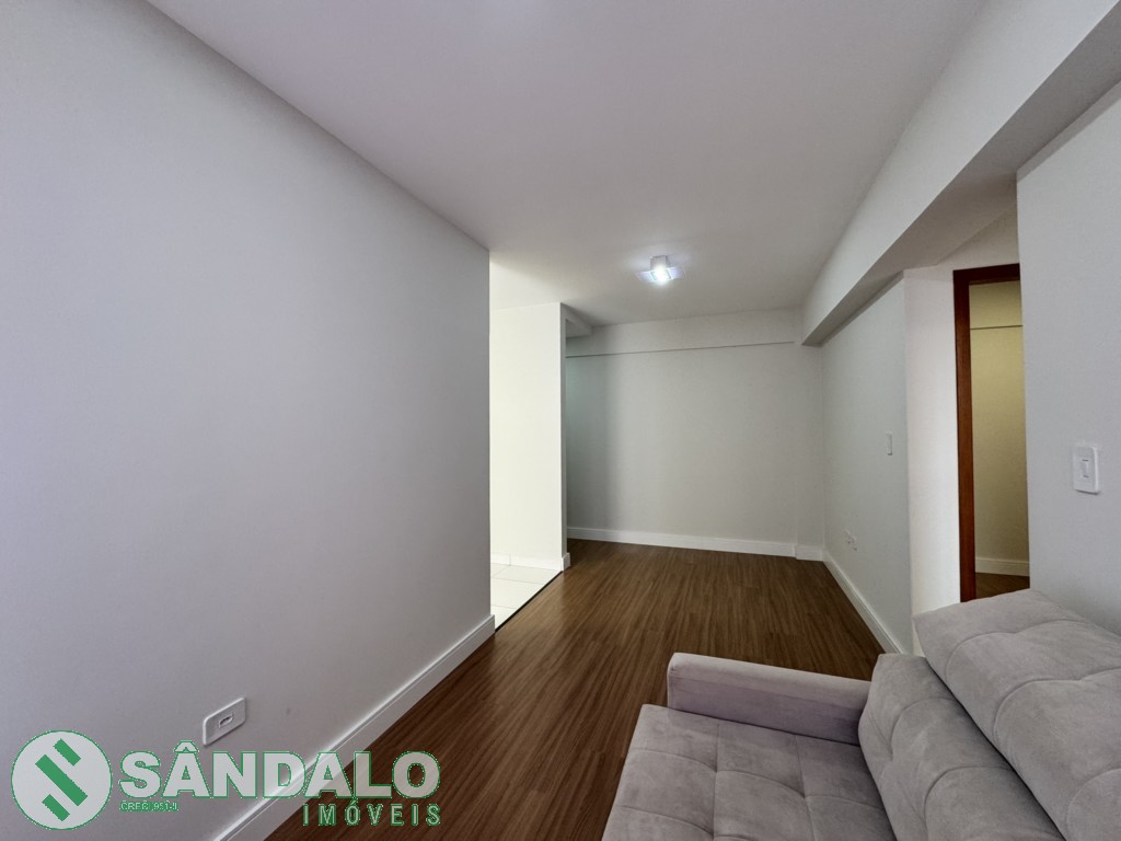 Apartamento para locacao no Vila Vardelina em Maringa com 0m² por R$ 1.980,00