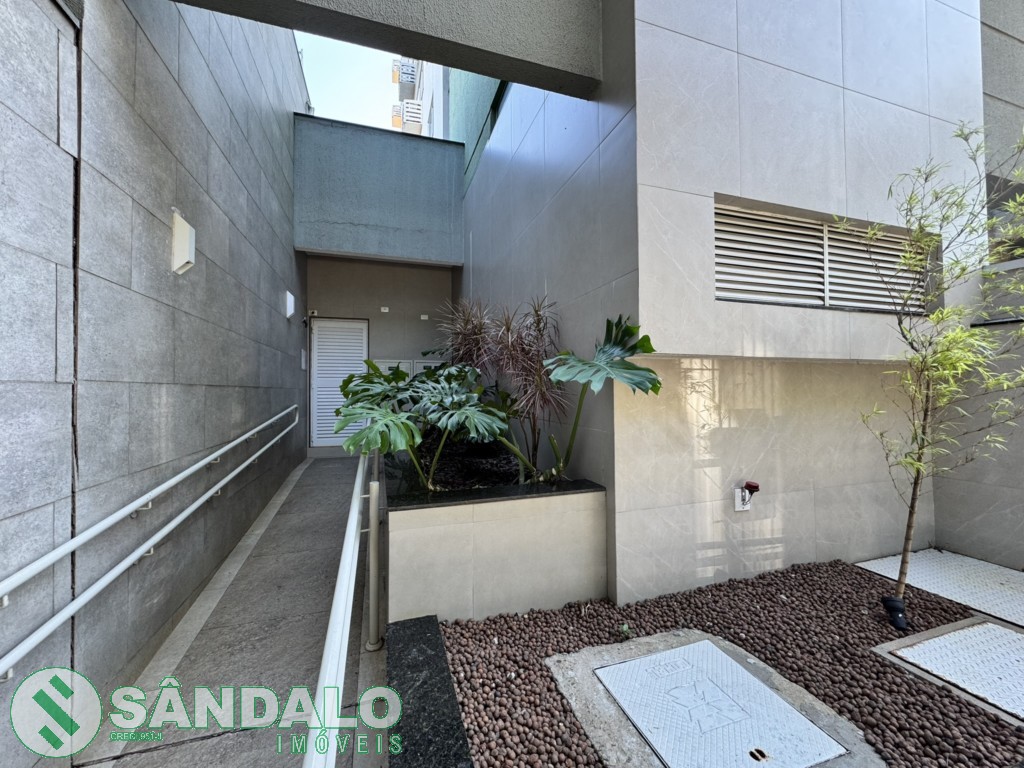 Apartamento para locacao no Vila Esperanca em Maringa com 59,65m² por R$ 1.980,00