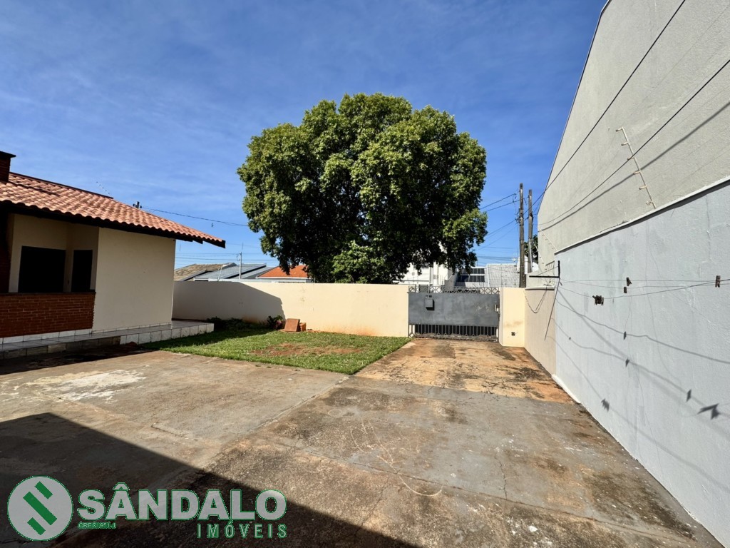 Casa para locacao no Jardim Santa Rosa em Maringa com 0m² por R$ 1.980,00