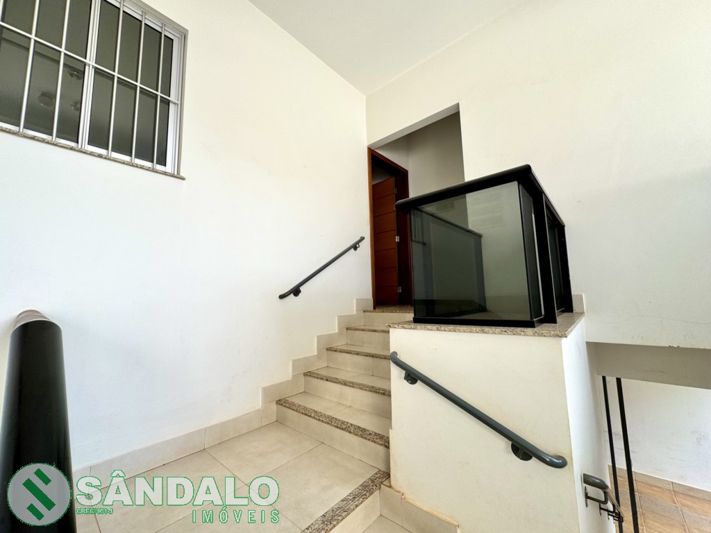 Sobreloja para locacao no Vila Marumby em Maringa com 0m² por R$ 2.860,00