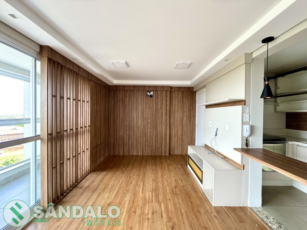 Apartamento para venda no Parque Industrial em Maringa com 156,16m² por R$ 670.000,00