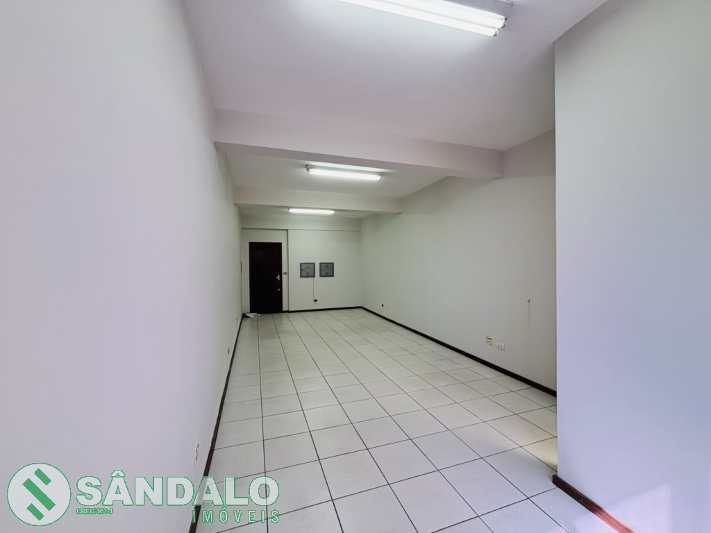 Sala Comercial para locacao no Zona 01 em Maringa com 0m² por R$ 1.320,00