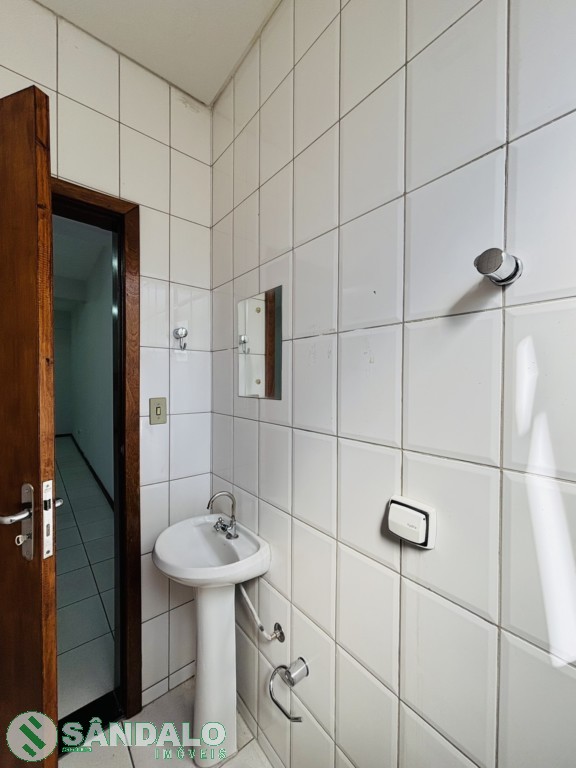 Sala Comercial para locacao no Zona 01 em Maringa com 0m² por R$ 1.320,00
