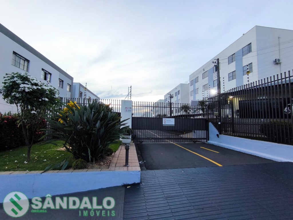 Apartamento para venda no Parque Residencial Cidade Nova em Maringa com 70,46m² por R$ 210.000,00