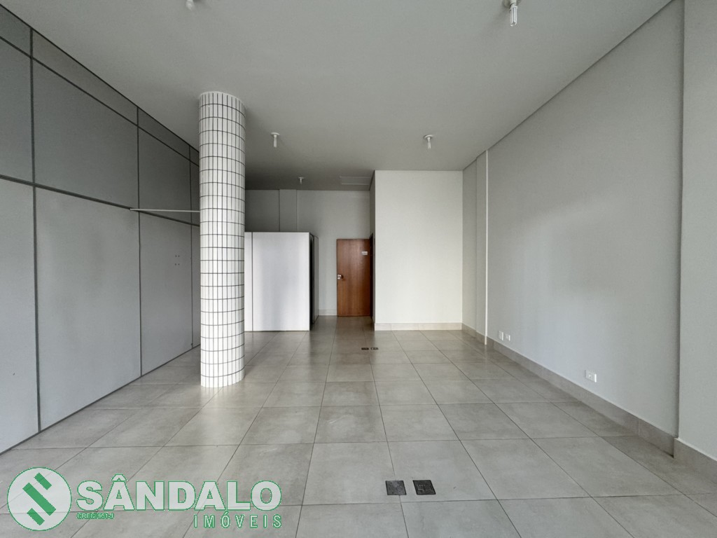 Sala Comercial para locacao no Jardim Tabaete em Maringa com 0m² por R$ 2.860,00