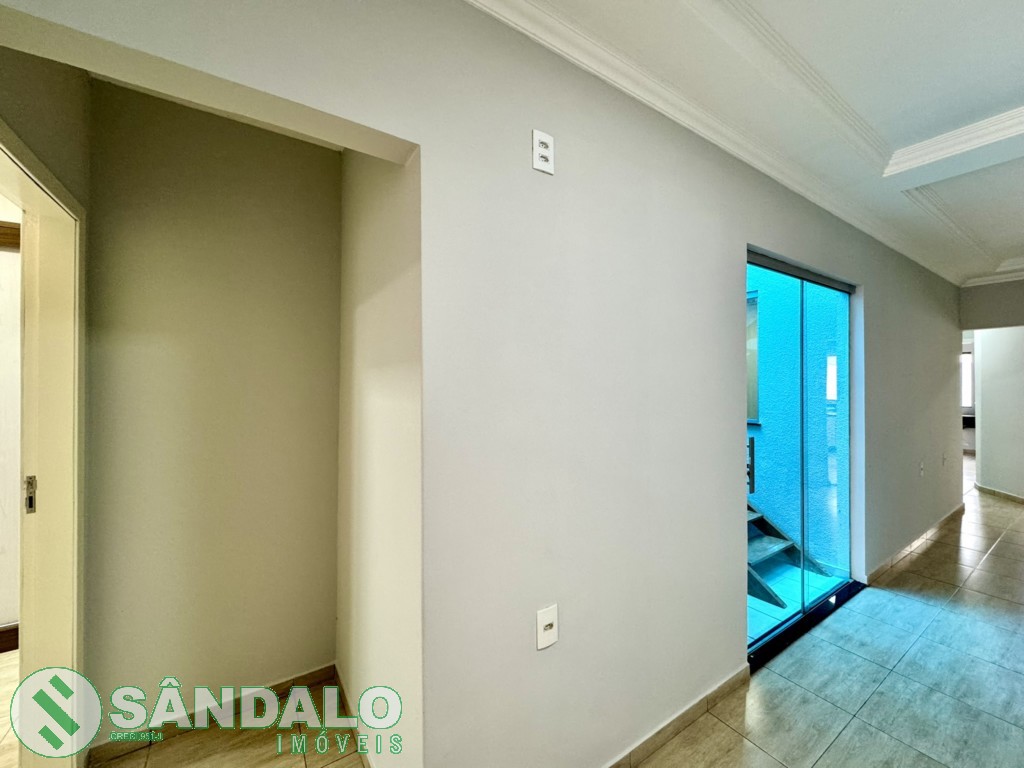 Casa para venda no Jardim Paris VI em Maringa com 152,28m² por R$ 390.000,00