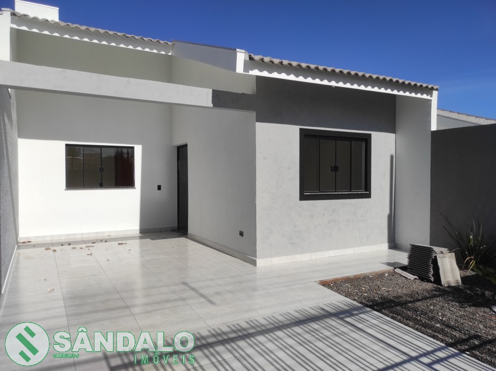 Casa para venda no Conjunto Habitacional Requiao em Maringa com 150m² por R$ 350.000,00