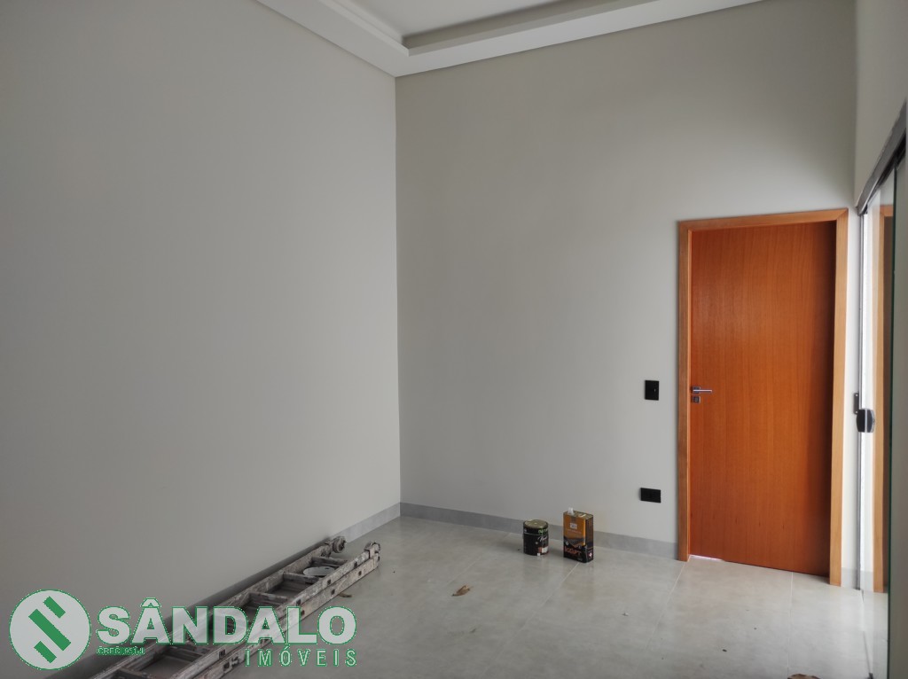 Casa para venda no Conjunto Habitacional Requiao em Maringa com 150m² por R$ 350.000,00
