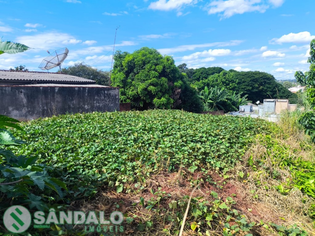 Terreno para venda no Jardim Alvorada em Maringa com 450m² por R$ 239.000,00