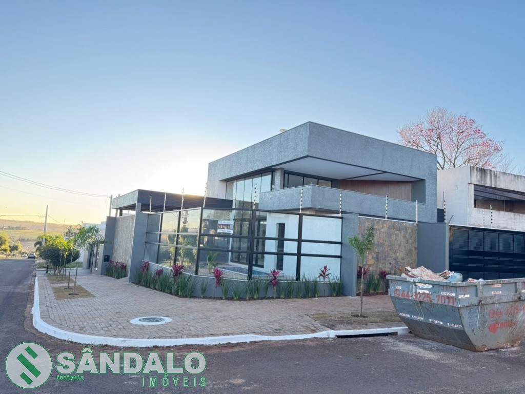 Casa para venda no Jardim Munique em Maringa com 285m² por R$ 980.000,00