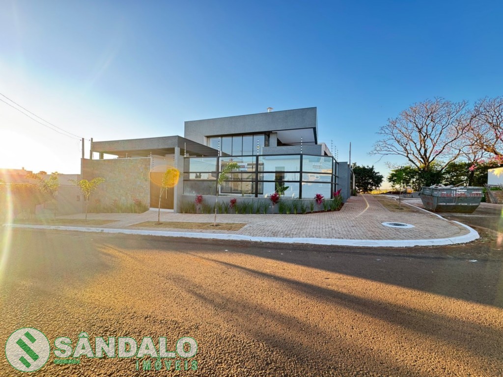 Casa para venda no Jardim Munique em Maringa com 285m² por R$ 980.000,00