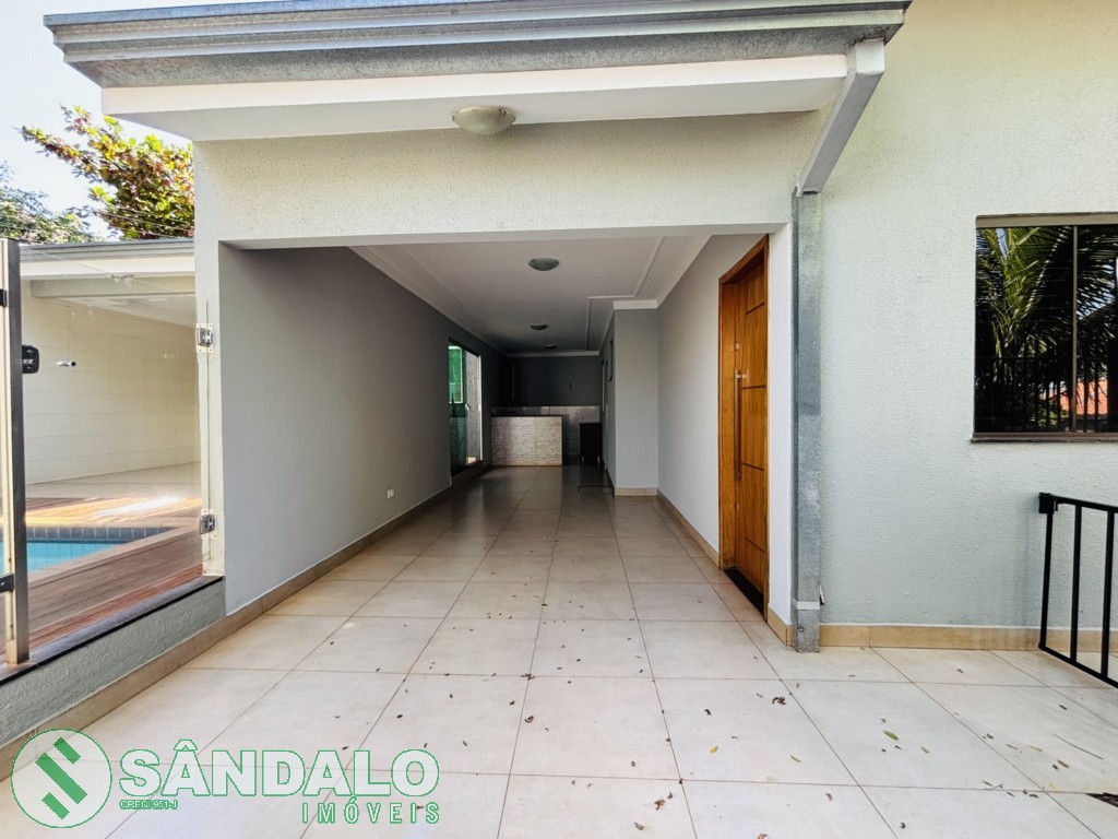Casa para locacao no Loteamento Madrid em Maringa com 237,5m² por R$ 3.850,00