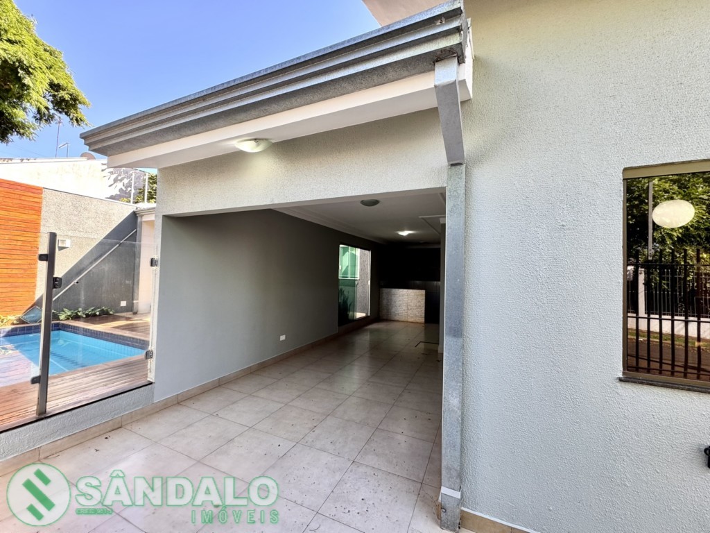 Casa para locacao no Loteamento Madrid em Maringa com 237,5m² por R$ 3.850,00