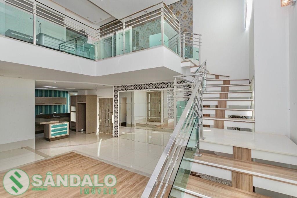 Sobrado para venda no Jardim Monte Rei em Maringa com 230m² por R$ 1.300.000,00