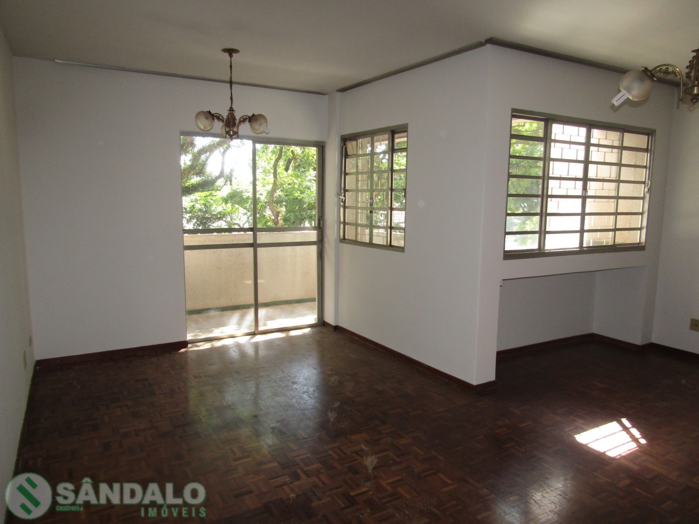 Apartamento para venda no Zona 04 em Maringa com 189,15m² por R$ 510.000,00